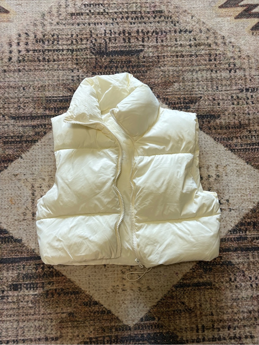 Women's Cream Puffer Vest Cropped Size Small